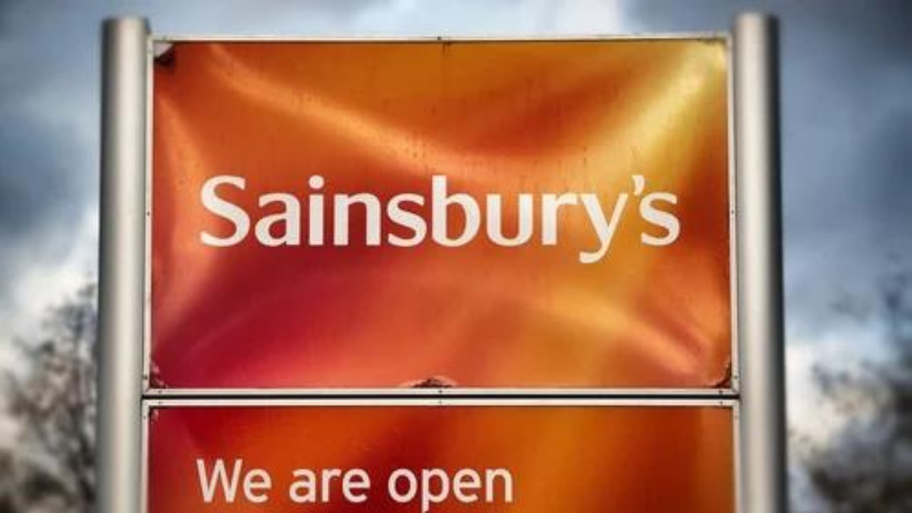 British Grocer Sainsbury’s Partners with Microsoft to Use AI for Data Insights